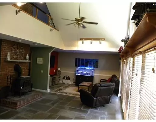 Hanson, MA 02341,57 Liberty St