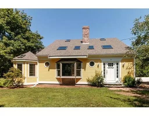 26 Pine Ridge Rd, Falmouth, MA 02536