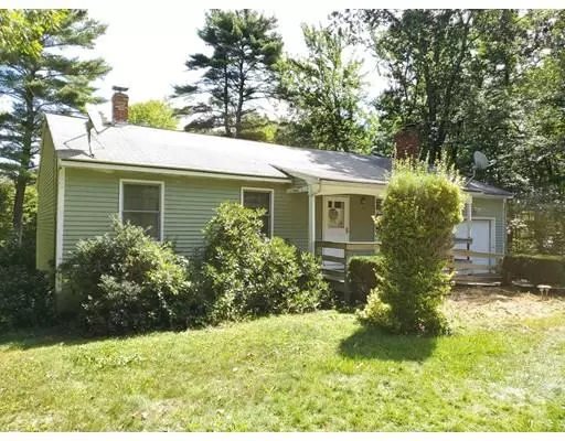 89 Chicopee Dr, Hubbardston, MA 01452