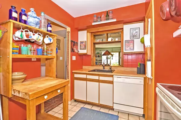 Framingham, MA 01701,1810 Windsor Drive #1810