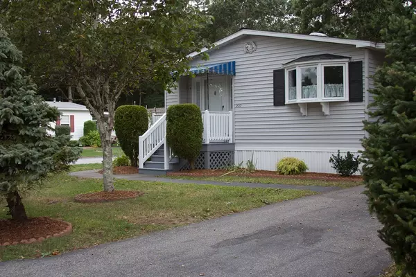 Taunton, MA 02780,50 Highland Street #237