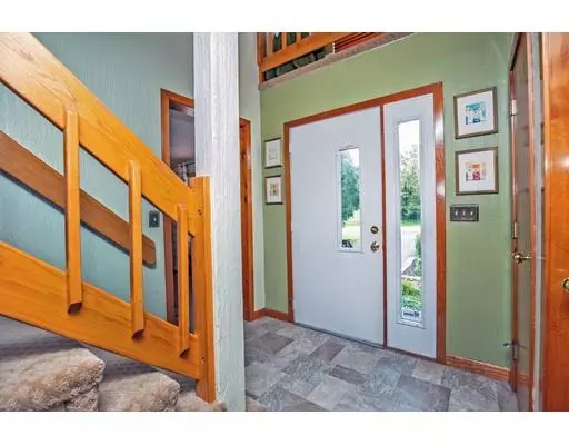 Kingston, NH 03848,1 Pheasant Run