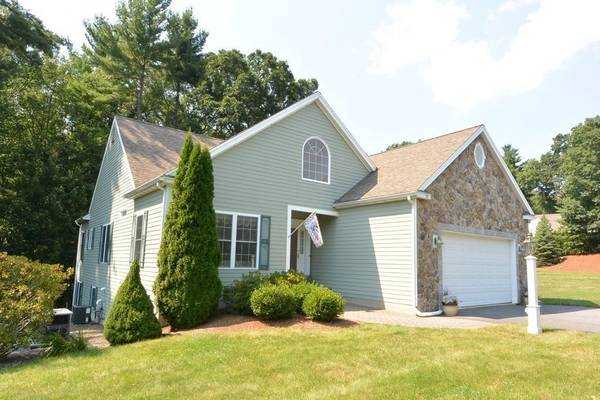 88 Mary Catherine Dr, Lancaster, MA 01523