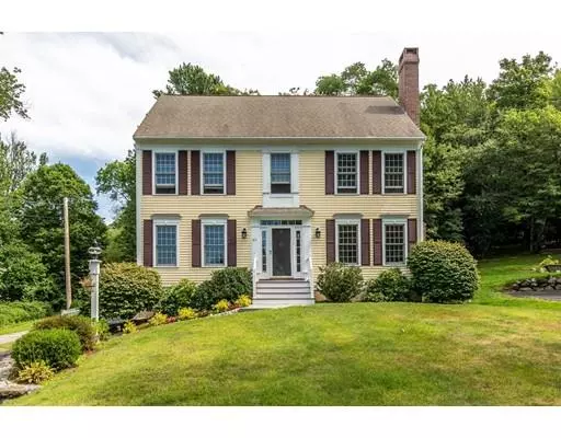 65 Madison St, Amesbury, MA 01913