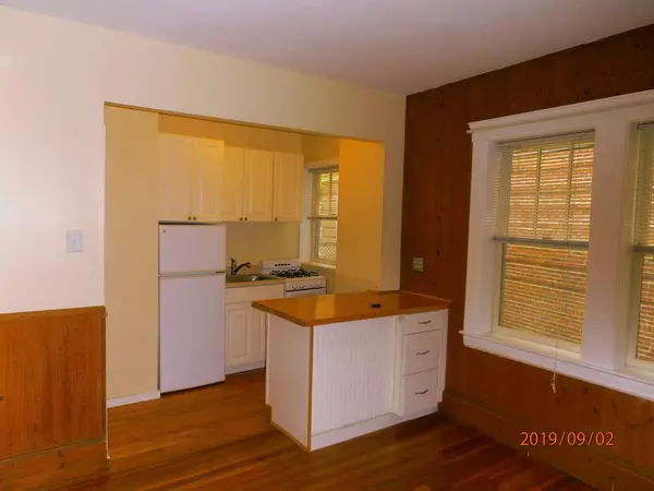 Cambridge, MA 02139,39 Lee Street #1B