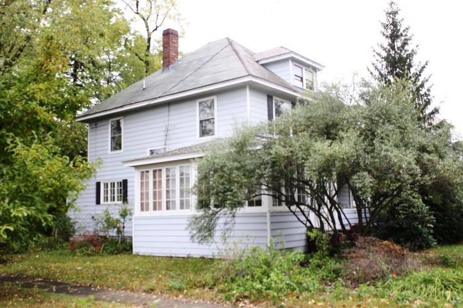 10 Davis Street, Montague, MA 01376