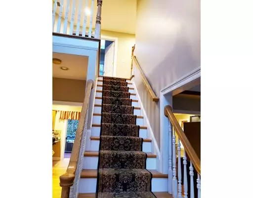 Milford, MA 01757,8 Selma Cir