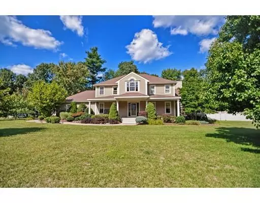 155 Clover Hill Rd, Northbridge, MA 01588