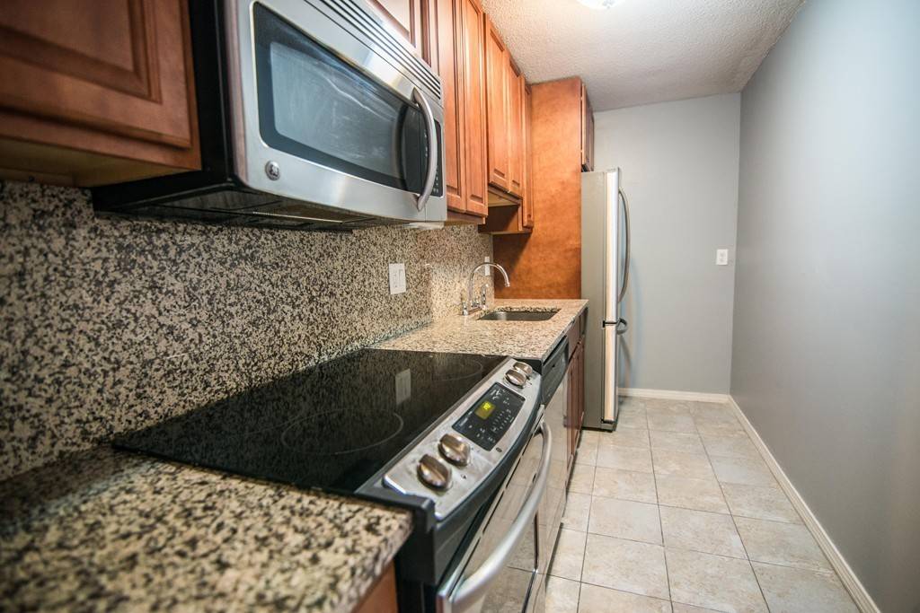Somerville, MA 02143,94 Beacon St #36