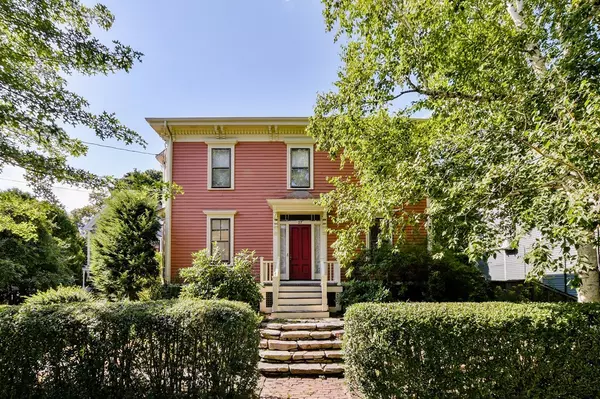 Cambridge, MA 02140,27 Cogswell Avenue