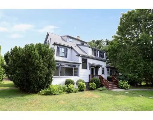 456 Bedford Street, Concord, MA 01742