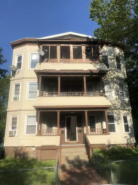 387 Oakland St, Springfield, MA 01108