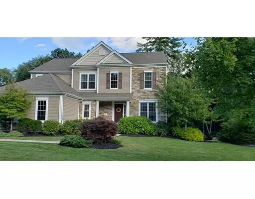 24 Farrington Ave, Wrentham, MA 02093