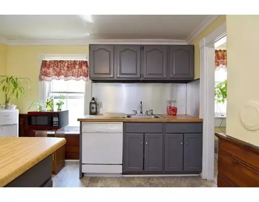 Ware, MA 01082,58 Church St