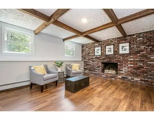 Boxborough, MA 01719,146 Guggins Lane