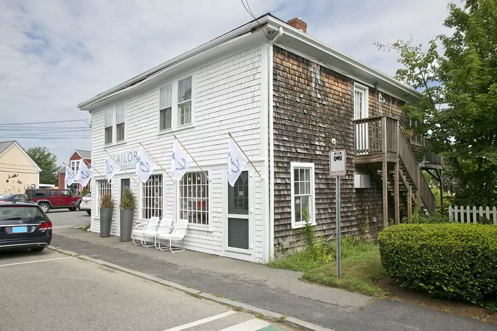 Duxbury, MA 02332,449 Washington St.