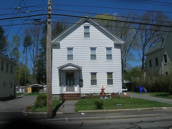 61 Oak St, Taunton, MA 02780