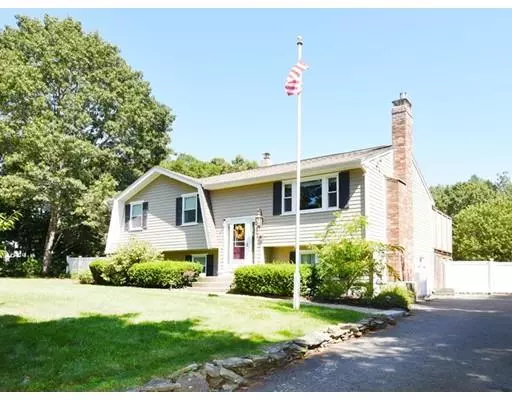 10 Clifton Dr, Kingston, MA 02364