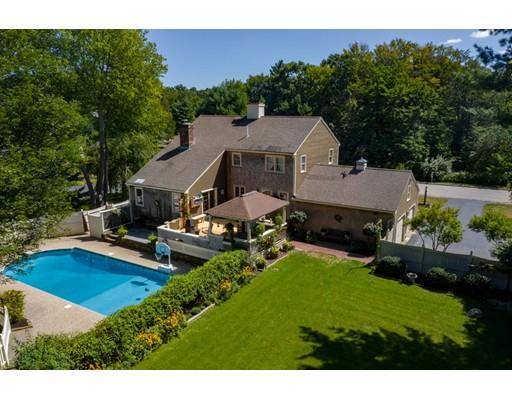 140 Ledgewood Drive, Hanover, MA 02339