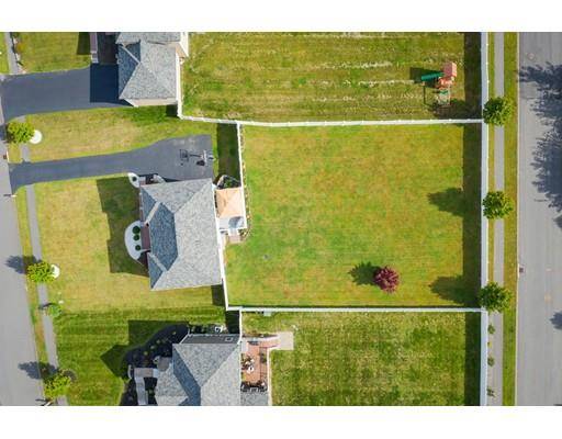 Leominster, MA 01453,22 Keeneland Cir