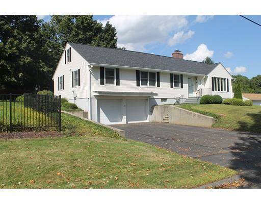 15 Beacon Hill Road, West Springfield, MA 01089