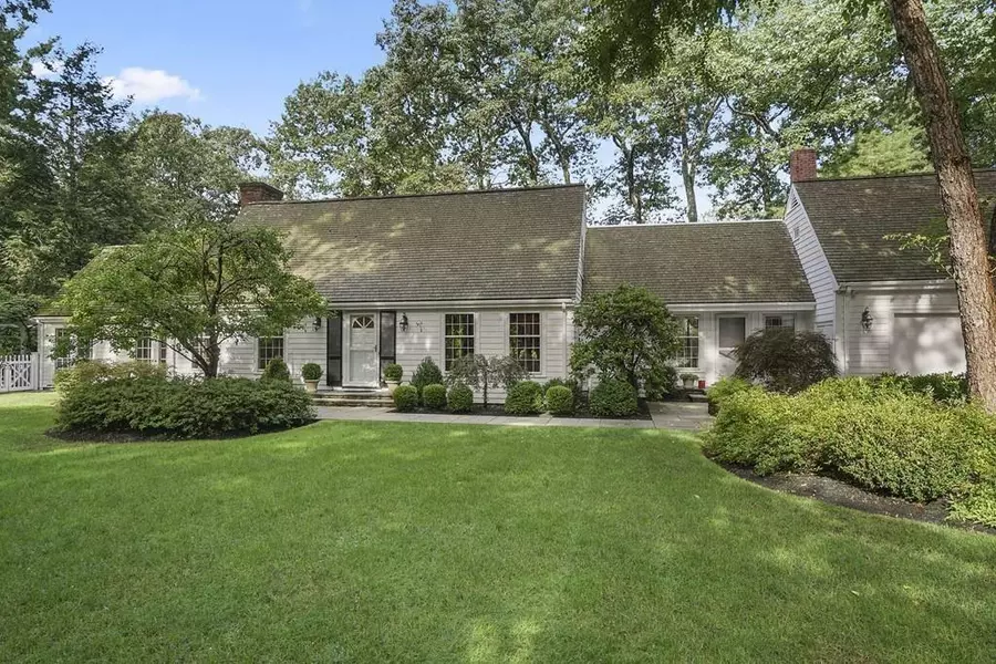 31 Old Farm Road, Lincoln, MA 01773