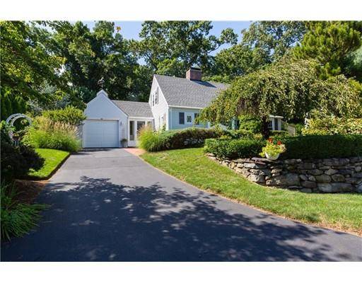 86 St George Ct, Warwick, RI 02888