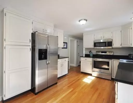 Acton, MA 01720,74 Liberty Street
