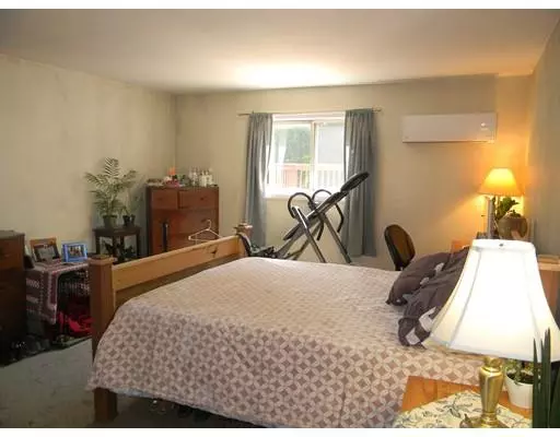 Orange, MA 01364,10 Eddy St