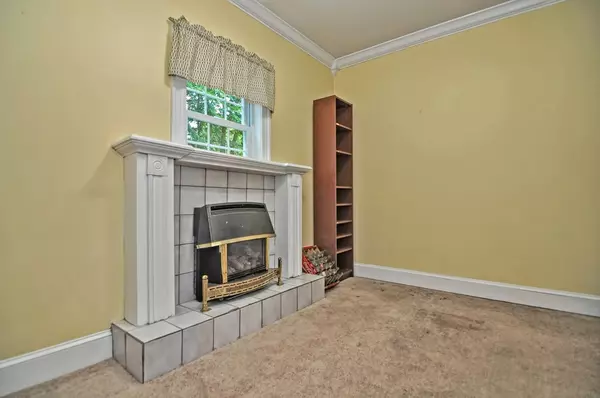 North Attleboro, MA 02760,68 Peck Street