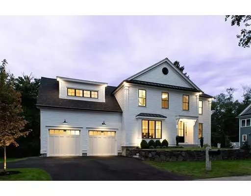 83 Pilgrim Rd, Concord, MA 01742