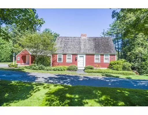 7 Newell  Pond Place, Greenfield, MA 01301