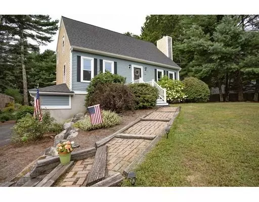 Taunton, MA 02780,30 Wildflower Road