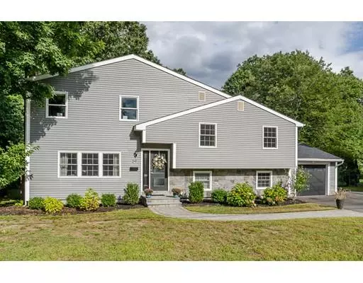 29 Knight Rd, Framingham, MA 01701