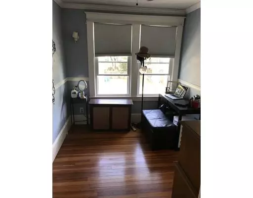 14 Van Horn Street, West Springfield, MA 01089