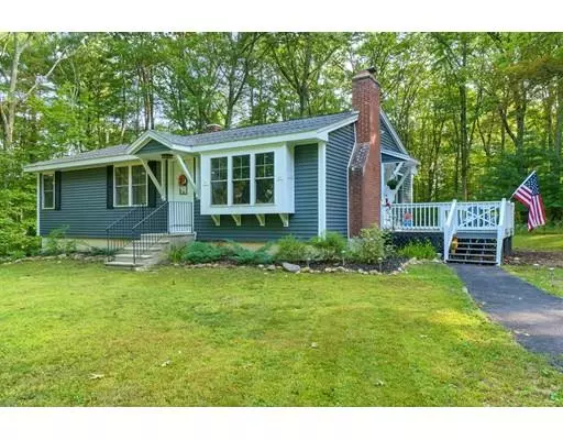 16 Ragged Hill Rd, Hubbardston, MA 01452