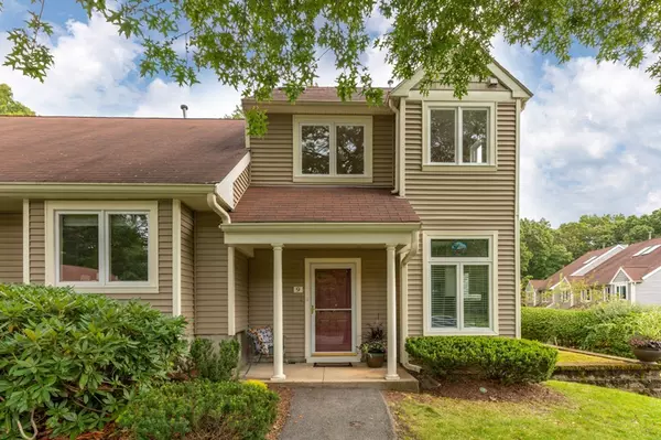 9 Johnson's Grant #9, Woburn, MA 01801