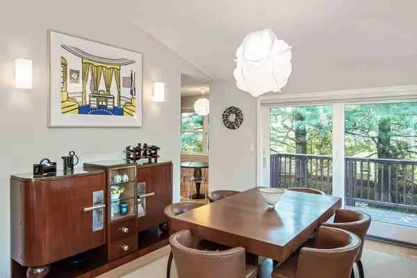 Waltham, MA 02452,264 Bishops Forest Dr #264