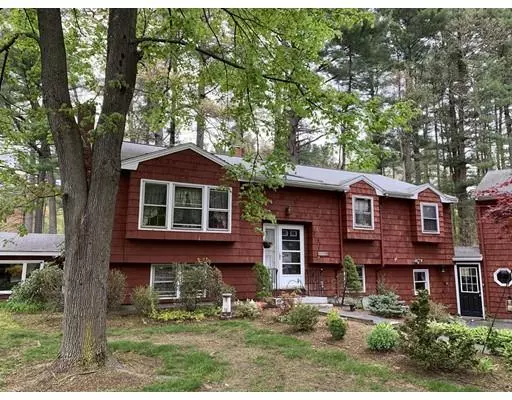 14 Satuckett Ln, Billerica, MA 01821