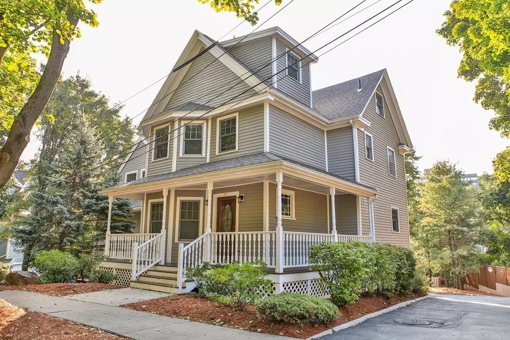 Newton, MA 02459,73 Beecher Pl #73