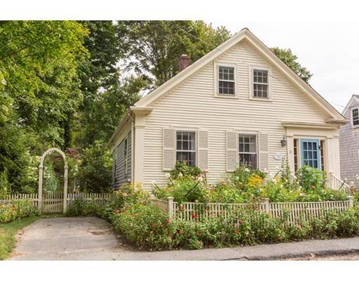 3 School St, Sandwich, MA 02563