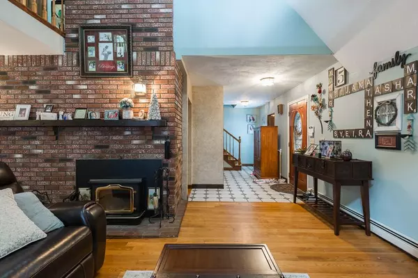 Berkley, MA 02779,60 Jerome Street