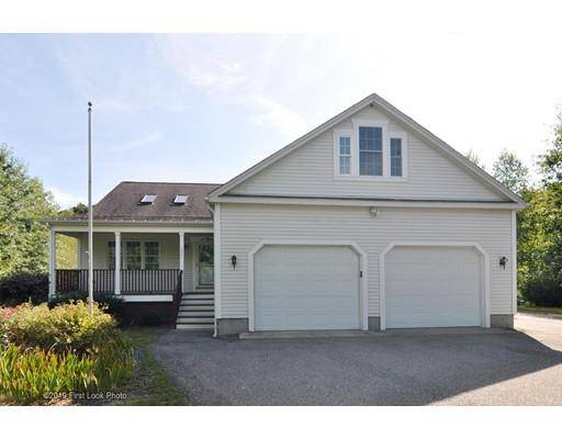 Seekonk, MA 02771,1021 Taunton Av