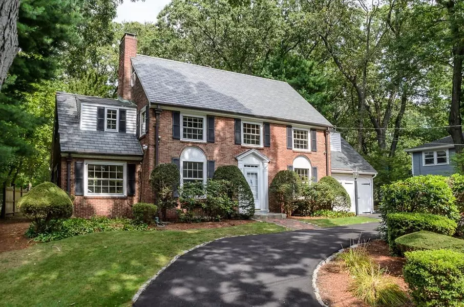 234 Quinobequin Rd, Newton, MA 02468