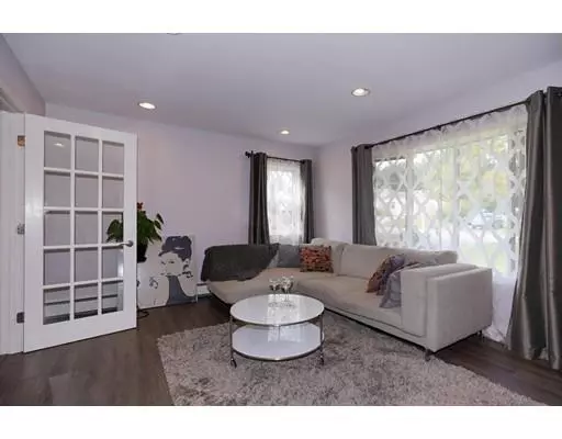 Framingham, MA 01701,19 Janebar Cir