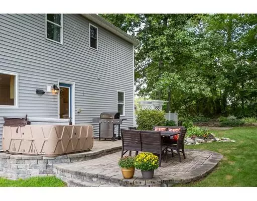 Belchertown, MA 01007,1 Atherton Ln