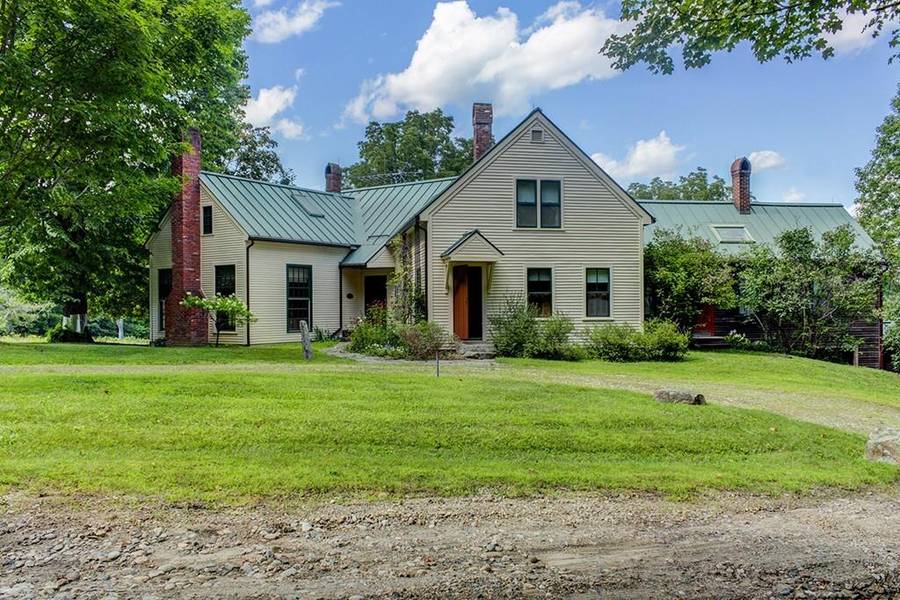 15 Davis Hill Road, Royalston, MA 01368