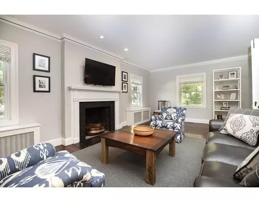 Hingham, MA 02043,125 Leavitt Street