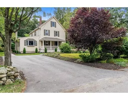 16 Ellis St, Saugus, MA 01906