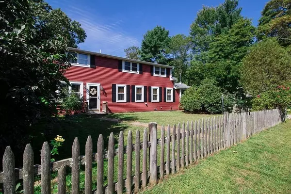 109 Glenwood Place, Hanson, MA 02341